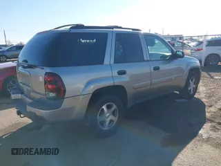 2003 Chevrolet TrailBlazer LS with VIN 1GNDS13S132365429, listed as a IAAI auction lot 41643164 with 196,033 mi miles. Bid and sale history available at carsss.com. Image 4.