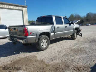 2006 Chevrolet Silverado 1500 LT1 with VIN 2GCEK13T861134800, listed as a IAAI auction lot 41667411 with 286,480 mi miles. Bid and sale history available at carsss.com. Image 4.