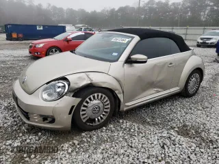 2013 Volkswagen Beetle 2.5L with VIN 3VW5X7ATXDM829306, listed as a Copart auction lot 85612464 with 158,079 mi miles and Clean title. Bid and sale history available at DreamBid. Image 1.