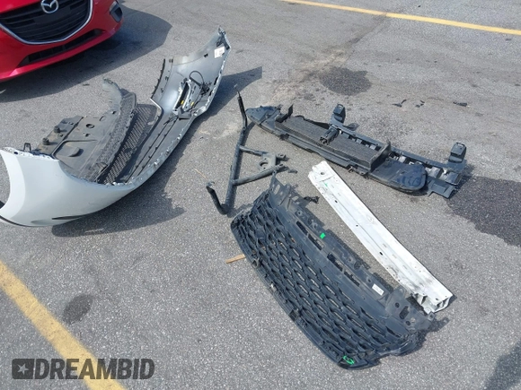 2018 Land Rover Range Rover Velar S с VIN SALYB2RV2JA746977, выставлен на аукционе IAAI как лот 42423513 с пробегом 148 062 миль миль и . История ставок и продаж доступна на DreamBid. Изображение 12.