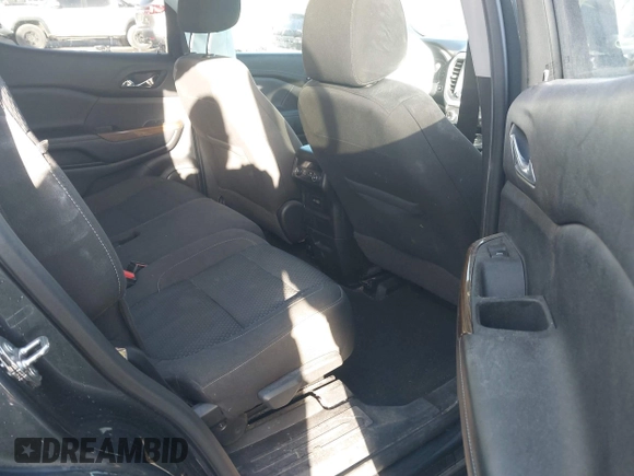 2020 GMC Acadia SLE with VIN 1GKKNKLA1LZ183343, listed as a IAAI auction lot 40742807 with 136,808 mi miles and . Bid and sale history available at DreamBid. Image 8.