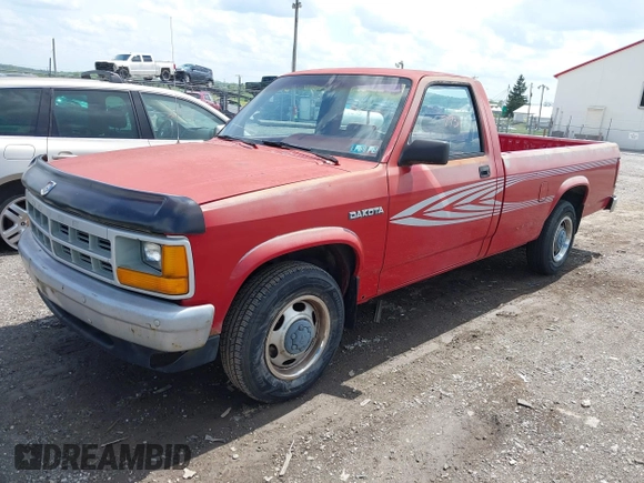 1992 Dodge Dakota "S" with VIN 1B7FL26X3NS677489, listed as a IAAI auction lot 42167931 with 108,582 mi miles. Bid and sale history available at carsss.com. Image 2.
