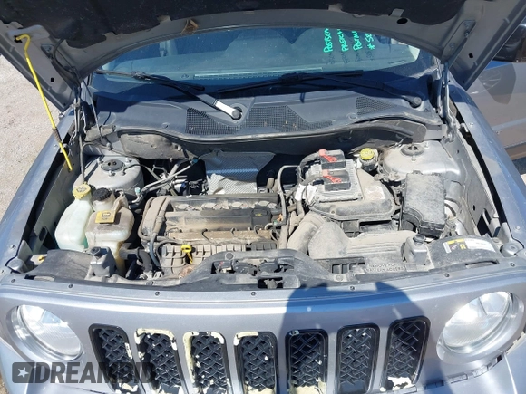 2016 Jeep Patriot Latitude with VIN 1C4NJPFA1GD612920, listed as a IAAI auction lot 42274901 with 187,559 mi miles and . Bid and sale history available at DreamBid. Image 10.
