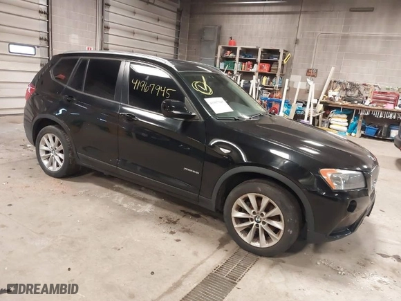 2013 BMW X3 xDrive28i with VIN 5UXWX9C57D0A18424, listed as a IAAI auction lot 41967945 with 106,479 mi miles. Bid and sale history available at carsss.com. Image 1.
