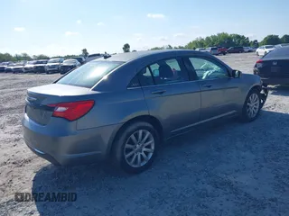 2012 Chrysler 200 Touring with VIN 1C3CCBBB8CN139075, listed as a IAAI auction lot 42030694 with 170,194 mi miles and . Bid and sale history available at DreamBid. Image 4.