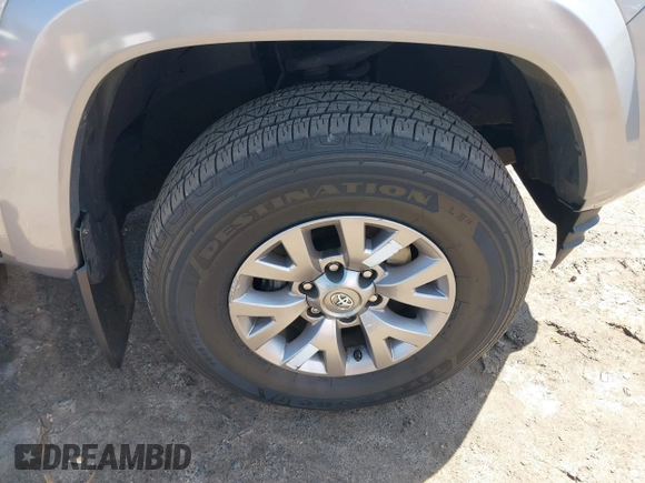 2017 Toyota Tacoma SR5 with VIN 3TMCZ5AN9HM117739, listed as a IAAI auction lot 42102292 with 54,739 mi miles and . Bid and sale history available at DreamBid. Image 18.