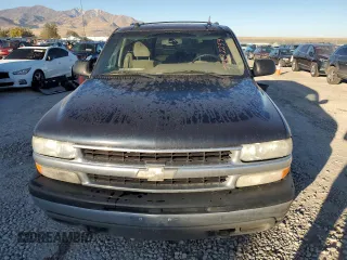 2005 Chevrolet Suburban LS with VIN 3GNFK16Z55G159557, listed as a Copart auction lot 77632254 with 317,671 mi miles and Clean Title. Bid and sale history available at carsss.com. Image 5.