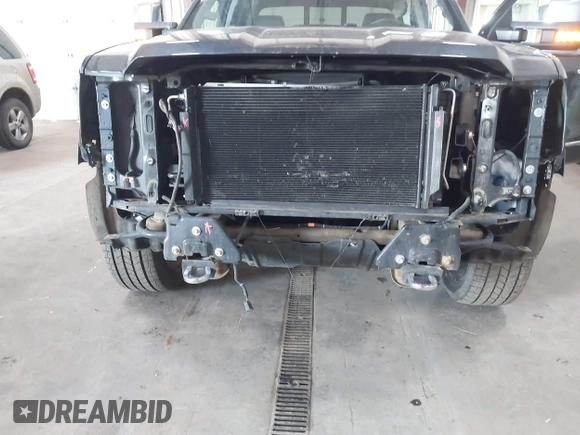 2017 GMC Sierra 1500 Denali z VIN 3GTU2PEJ1HG176844, wystawiony jako IAAI lot #42017007 z przebiegiem 185 433 mil mil oraz . Historia ofert i sprzedaży dostępna na DreamBid. Obrazek 6.