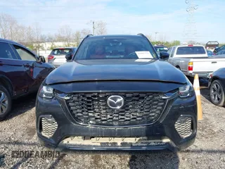 2025 Mazda CX-70 S Premium z VIN JM3KJDHC3S1101758, wystawiony jako IAAI lot #41997770 z przebiegiem Nie podano mil oraz . Historia ofert i sprzedaży dostępna na DreamBid. Obrazek 12.