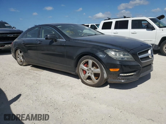 2012 Mercedes-Benz CLS-Class CLS 550 with VIN WDDLJ7DB4CA017077, listed as a Copart auction lot 76422154 with 0 mi miles and Salvage Title. Bid and sale history available at carsss.com. Image 4.