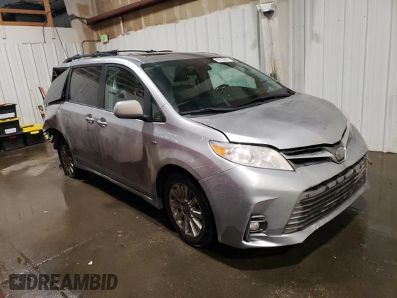 2018 Toyota Sienna XLE with VIN 5TDDZ3DC9JS207322, listed as a Copart auction lot 85513894 with 91,441 mi miles and Salvage Title. Bid and sale history available at carsss.com. Image 4.