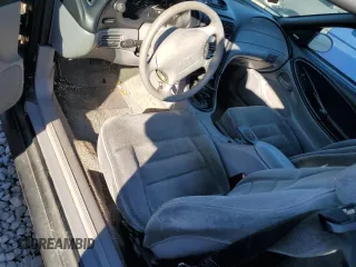 1995 Ford Mustang with VIN 1FALP4448SF190214, listed as a Copart auction lot 88810045 with 215,606 mi miles and Clean title. Bid and sale history available at DreamBid. Image 8.