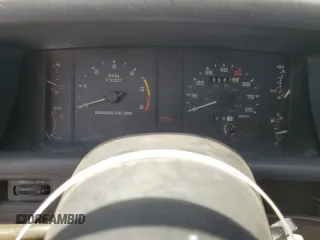 1988 Ford Mustang with VIN 1FABP41A6JF284130, listed as a Copart auction lot 60257045 with 38,867 mi miles and Clean title. Bid and sale history available at DreamBid. Image 9.