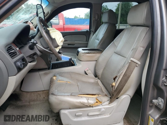 2007 Chevrolet Suburban LT with VIN 3GNFC16057G254007, listed as a Copart auction lot 57796855 with 158,225 mi miles and Salvage title. Bid and sale history available at DreamBid. Image 7.