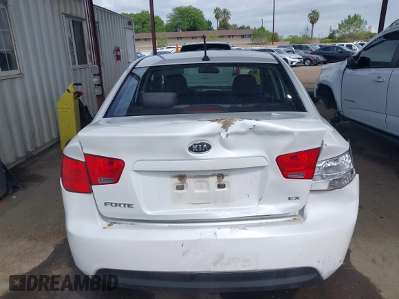 2011 Kia Forte EX with VIN KNAFU4A25B5345288, listed as a IAAI auction lot 41936975 with 232,090 mi miles. Bid and sale history available at carsss.com. Image 16.