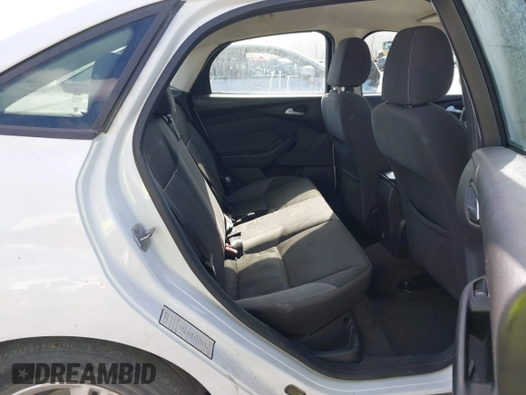2013 Ford Focus SE with VIN 1FADP3F20DL125792, listed as a IAAI auction lot 40843871 with Not Provided miles. Bid and sale history available at carsss.com. Image 8.