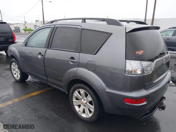 2011 Mitsubishi Outlander SE with VIN JA4AS3AW9BU031367, listed as a IAAI auction lot 41205148 with 160,252 mi miles. Bid and sale history available at carsss.com. Image 3.