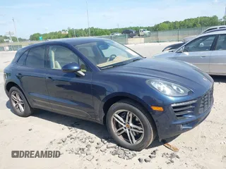2015 Porsche Macan S with VIN WP1AB2A55FLB67075, listed as a IAAI auction lot 42068637 with 148,068 mi miles. Bid and sale history available at carsss.com. Image 13.
