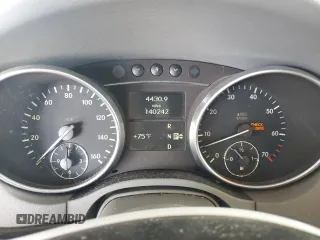 2006 Mercedes-Benz M 350 with VIN 4JGBB86E66A122039, listed as a Copart auction lot 51843575 with 140,242 mi miles and Clean Title. Bid and sale history available at DreamBid. Image 9.