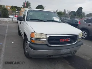 2000 GMC New Sierra 1500 SLE with VIN 1GTEC14T4YE363679, listed as a IAAI auction lot 41467204 with 150,724 mi miles. Bid and sale history available at carsss.com. Image 1.