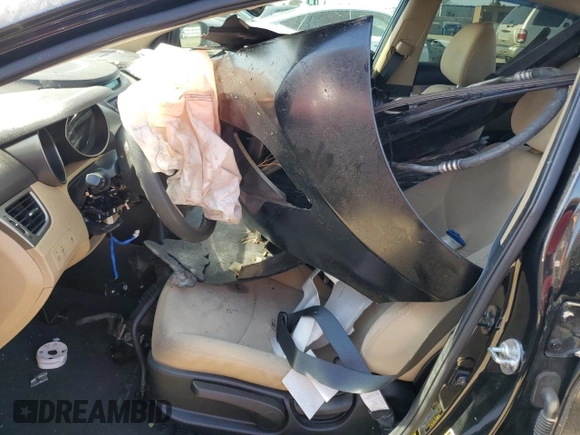 2013 Hyundai Elantra Limited with VIN 5NPDH4AE0DH173134, listed as a Copart auction lot 55159565 with 176,013 mi miles and Salvage Title. Bid and sale history available at DreamBid. Image 7.