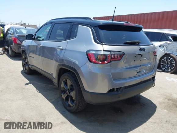 2019 Jeep Compass Latitude with VIN 3C4NJCBBXKT613848, listed as a IAAI auction lot 42598962 with 47,550 mi miles and . Bid and sale history available at DreamBid. Image 3.