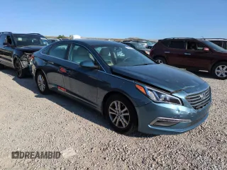 2015 Hyundai Sonata SE z VIN 5NPE24AFXFH219263, wystawiony jako Copart lot #59393765 z przebiegiem 67 556 mil mil oraz Szkoda całkowita • Salvage title. Historia ofert i sprzedaży dostępna na DreamBid. Obrazek 4.