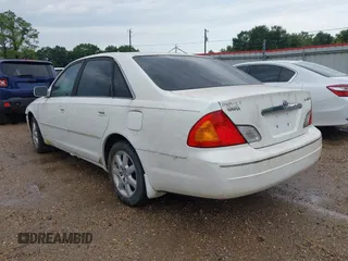 2001 Toyota Avalon XL z VIN 4T1BF28B31U182971, wystawiony jako IAAI lot #42276391 z przebiegiem 226 582 mil mil oraz . Historia ofert i sprzedaży dostępna na DreamBid. Obrazek 3.