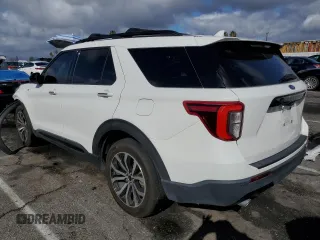 2022 Ford Explorer ST-Line with VIN 1FMSK7KH5NGB08459, listed as a Copart auction lot 44823395 with 48,305 mi miles and Salvage Title. Bid and sale history available at carsss.com. Image 2.