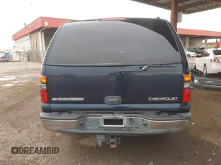 2004 Chevrolet Suburban LT with VIN 1GNEC16Z34J133058, listed as a IAAI auction lot 41200786 with 254,131 mi miles. Bid and sale history available at carsss.com. Image 17.