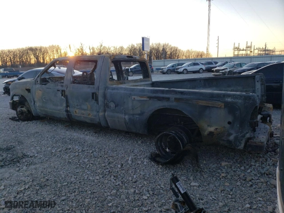 2008 Ford Super Duty F-350 DRW XL with VIN 1FTWW33R38EA23100, listed as a Copart auction lot 89307415 with 0 mi miles and Salvage Title. Bid and sale history available at carsss.com. Image 2.