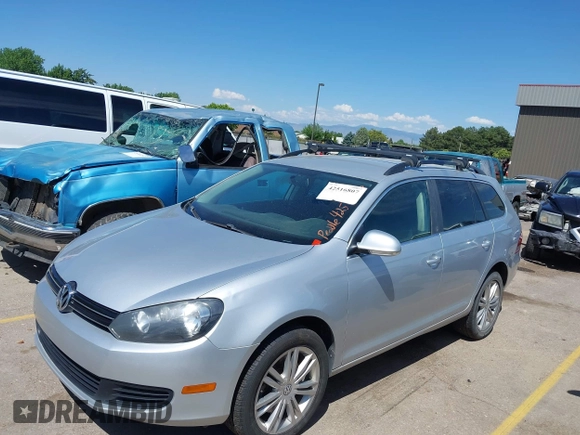 2014 Volkswagen Jetta TDI w/Sunroof & Nav с VIN 3VWPL7AJ8EM608162, выставлен на аукционе IAAI как лот 42516807 с пробегом 173 798 миль миль и . История ставок и продаж доступна на DreamBid. Изображение 2.