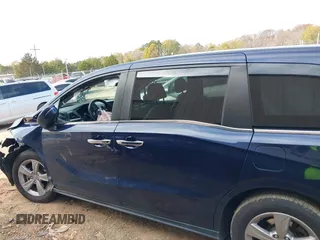 2019 Honda Odyssey EX-L with VIN 5FNRL6H72KB090503, listed as a IAAI auction lot 40958508 with 101,597 mi miles. Bid and sale history available at carsss.com. Image 15.