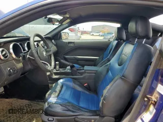 2005 Ford Mustang GT Deluxe with VIN 1ZVFT82H755197985, listed as a Copart auction lot 60367475 with 135,479 mi miles and Clean title. Bid and sale history available at DreamBid. Image 7.