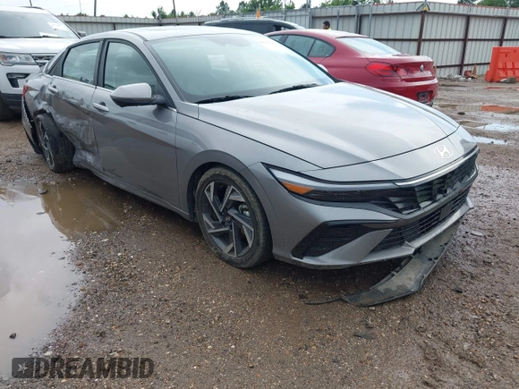 2024 Hyundai Elantra Limited z VIN KMHLP4DG5RU818266, wystawiony jako IAAI lot #42510388 z przebiegiem 21 888 mil mil oraz . Historia ofert i sprzedaży dostępna na DreamBid. Obrazek 1.