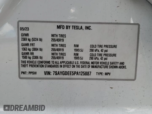 2023 Tesla Model Y Long Range with VIN 7SAYGDEE5PA125887, listed as a Copart auction lot 43188655 with 31,472 mi miles and Salvage Title. Bid and sale history available at DreamBid. Image 15.
