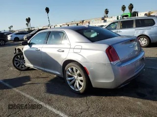 2016 Chrysler 300 with VIN 2C3CCAET3GH130345, listed as a Copart auction lot 79904784 with 38,541 mi miles and Salvage Title. Bid and sale history available at carsss.com. Image 2.