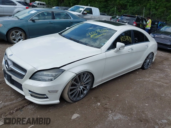 2013 Mercedes-Benz CLS 550 с VIN WDDLJ7DB6DA073913, выставлен на аукционе IAAI как лот 42376739 с пробегом 143 955 миль миль и . История ставок и продаж доступна на DreamBid. Изображение 2.