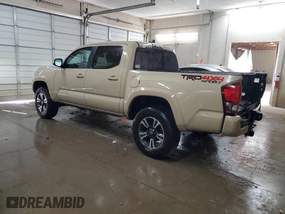 2019 Toyota Tacoma SR z VIN 3TMCZ5AN1KM285074, wystawiony jako Copart lot #53545975 z przebiegiem 53 838 mil mil oraz Szkoda całkowita • Salvage title. Historia ofert i sprzedaży dostępna na DreamBid. Obrazek 2.