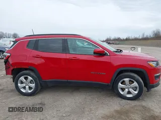 2021 Jeep Compass Latitude z VIN 3C4NJDBB4MT540632, wystawiony jako IAAI lot #41937767 z przebiegiem 15 613 mil mil oraz . Historia ofert i sprzedaży dostępna na DreamBid. Obrazek 14.