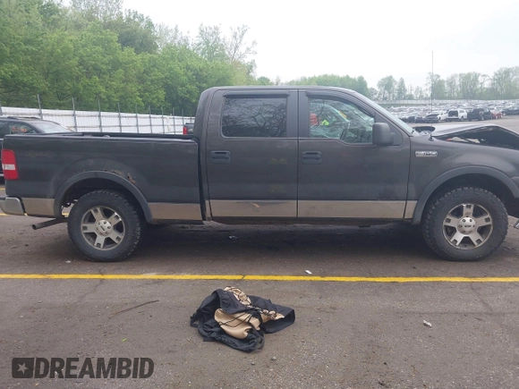 2007 Ford F-150 XLT with VIN 1FTPW14V47FB11182, listed as a IAAI auction lot 42247793 with 151,750 mi miles and . Bid and sale history available at DreamBid. Image 13.