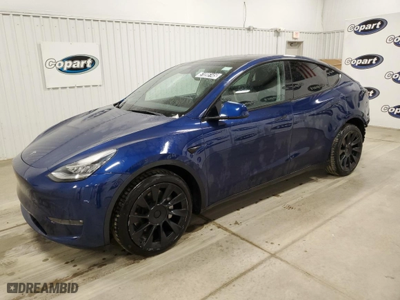 2022 Tesla Model Y Long Range with VIN 7SAYGDEE2NF481245, listed as a Copart auction lot 51895145 with 57,518 mi miles and Salvage Title. Bid and sale history available at carsss.com. Image 1.