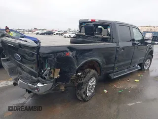 2018 Ford F-250 XL with VIN 1FT7W2BT7JEB71011, listed as a IAAI auction lot 41290319 with 152,310 mi miles and . Bid and sale history available at DreamBid. Image 4.