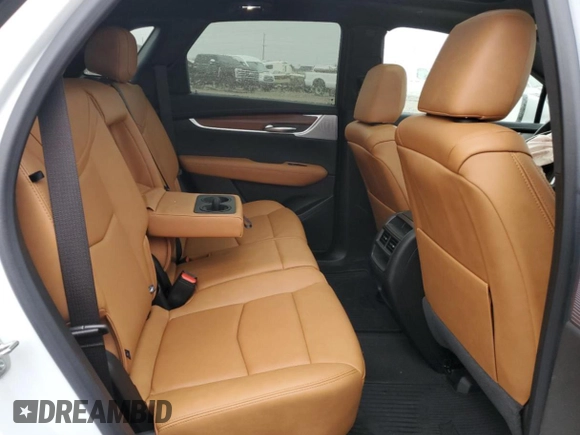 2024 Cadillac XT5 AWD Premium Luxury z VIN 1GYKNDRS8RZ746625, wystawiony jako Copart lot #87366694 z przebiegiem 8 598 mil mil oraz Czysty tytuł • Clean title. Historia ofert i sprzedaży dostępna na DreamBid. Obrazek 10.