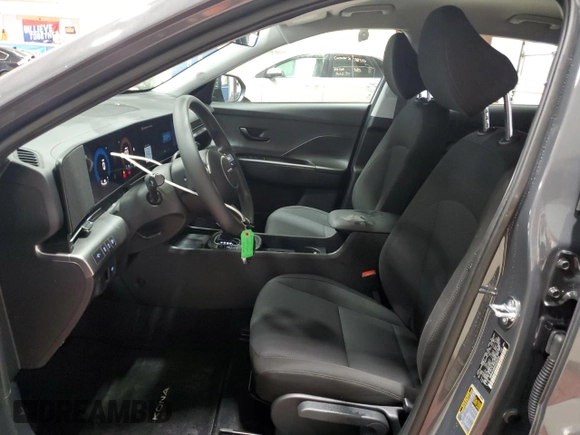 2025 Hyundai Kona SE with VIN KM8HACAB6SU256006, listed as a Copart auction lot 47573995 with 383 mi miles and Salvage Title. Bid and sale history available at carsss.com. Image 7.