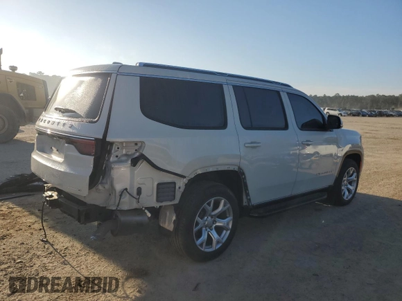 2022 Jeep Grand Wagoneer with VIN 1C4SJUAT4NS181525, listed as a Copart auction lot 72980394 with 32,714 mi miles and Salvage title. Bid and sale history available at DreamBid. Image 3.