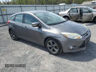 2014 Ford Focus SE with VIN 1FADP3K25EL402461, listed as a Copart auction lot 53509715 with 160,255 mi miles and Clean Title. Bid and sale history available at carsss.com. Image 4.