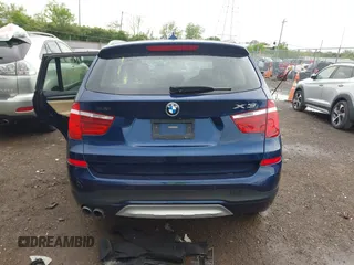 2017 BMW X3 xDrive28i z VIN 5UXWX9C50H0T09821, wystawiony jako IAAI lot #42171906 z przebiegiem Nie podano mil oraz . Historia ofert i sprzedaży dostępna na DreamBid. Obrazek 17.