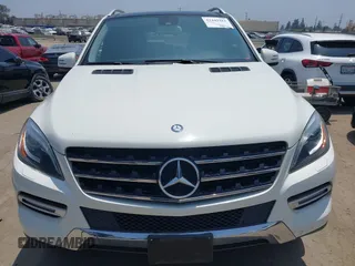 2013 Mercedes-Benz M 350 with VIN 4JGDA5JB6DA163663, listed as a IAAI auction lot 42449381 with 125,880 mi miles and . Bid and sale history available at DreamBid. Image 13.