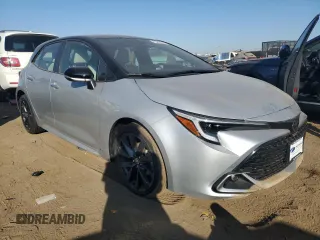 2025 Toyota Corolla Hatchback XSE with VIN JTNC4MBE5S3233886, listed as a Copart auction lot 75910214 with 743 mi miles and Salvage Title. Bid and sale history available at carsss.com. Image 4.